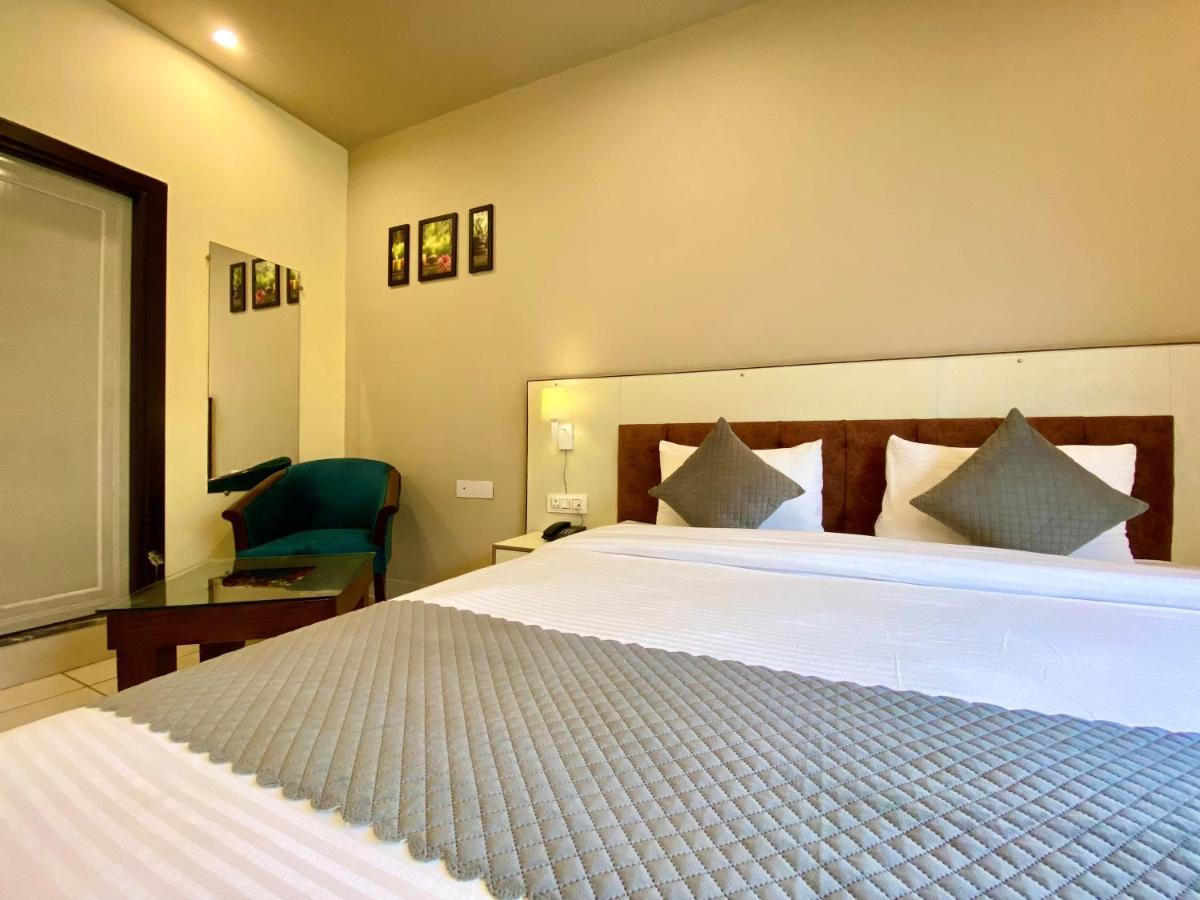 Tapovan New Residency By Ftp Hotels Rišikéš Exteriér fotografie